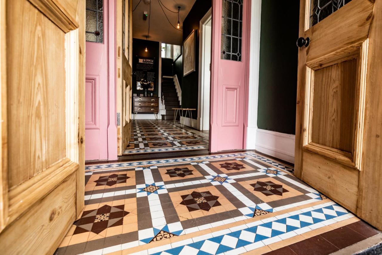 The Old Vicarage Bed & Breakfast Moylgrove ภายนอก รูปภาพ