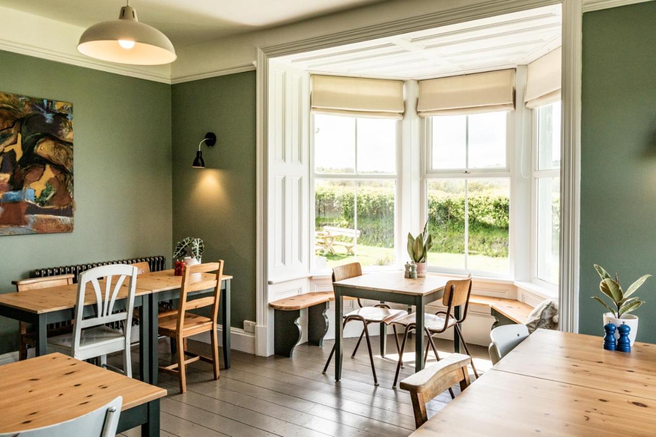 The Old Vicarage Bed & Breakfast Moylgrove ภายนอก รูปภาพ